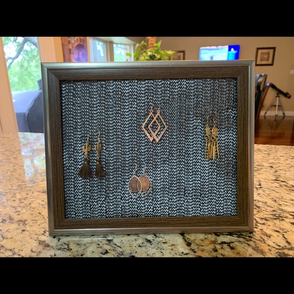 Jewelry - Earring Holder!